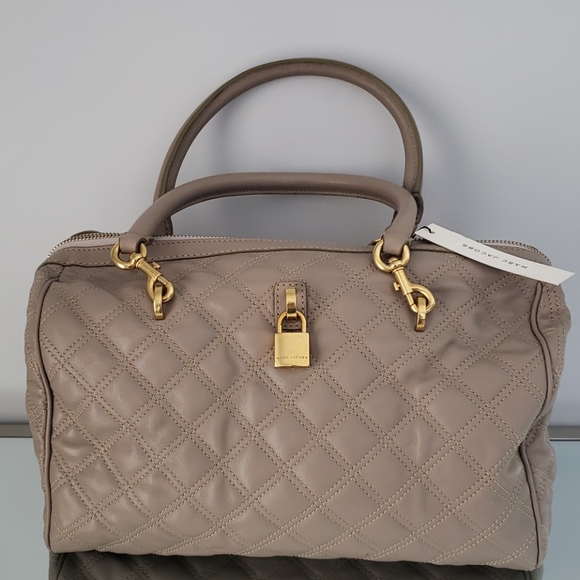 Marc Jacobs Handbags - SOLD 🌟NEW Marc Jacobs Quilted Leather Handbag